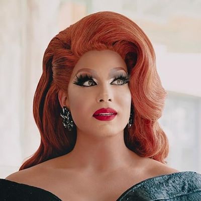 Alexis Michelle (Alex Michaels)