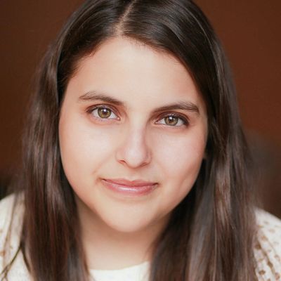 Beanie Feldstein