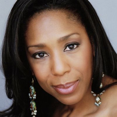 Dawnn Lewis