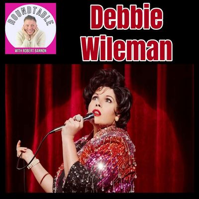 Debbie Wileman Brings Judy Garland to Christmas 🎤✨